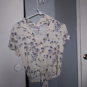 Cropped floral button down